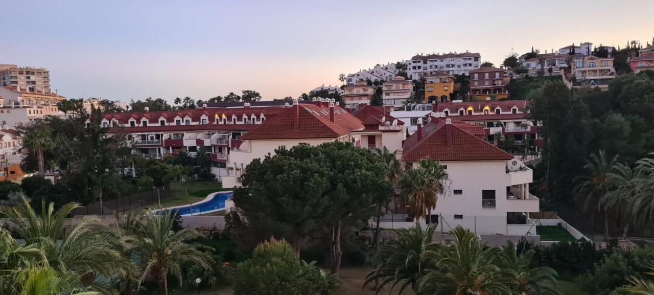 Lejlighed Soleado Golf Y A 900 M De La Playa Benalmádena